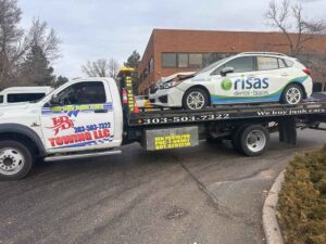 Local & Long Distance Towing